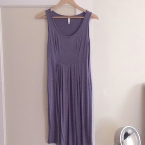 Casual summer dress with pockets.